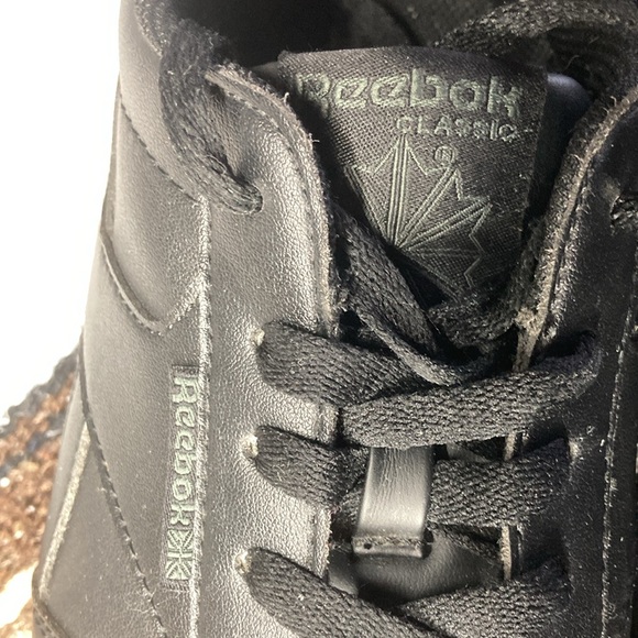 Reebok Classic Men's Black Sneakers - Picture 5 of 6